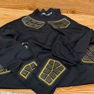 Bauer hockey shirt size xl built in neck guard black
